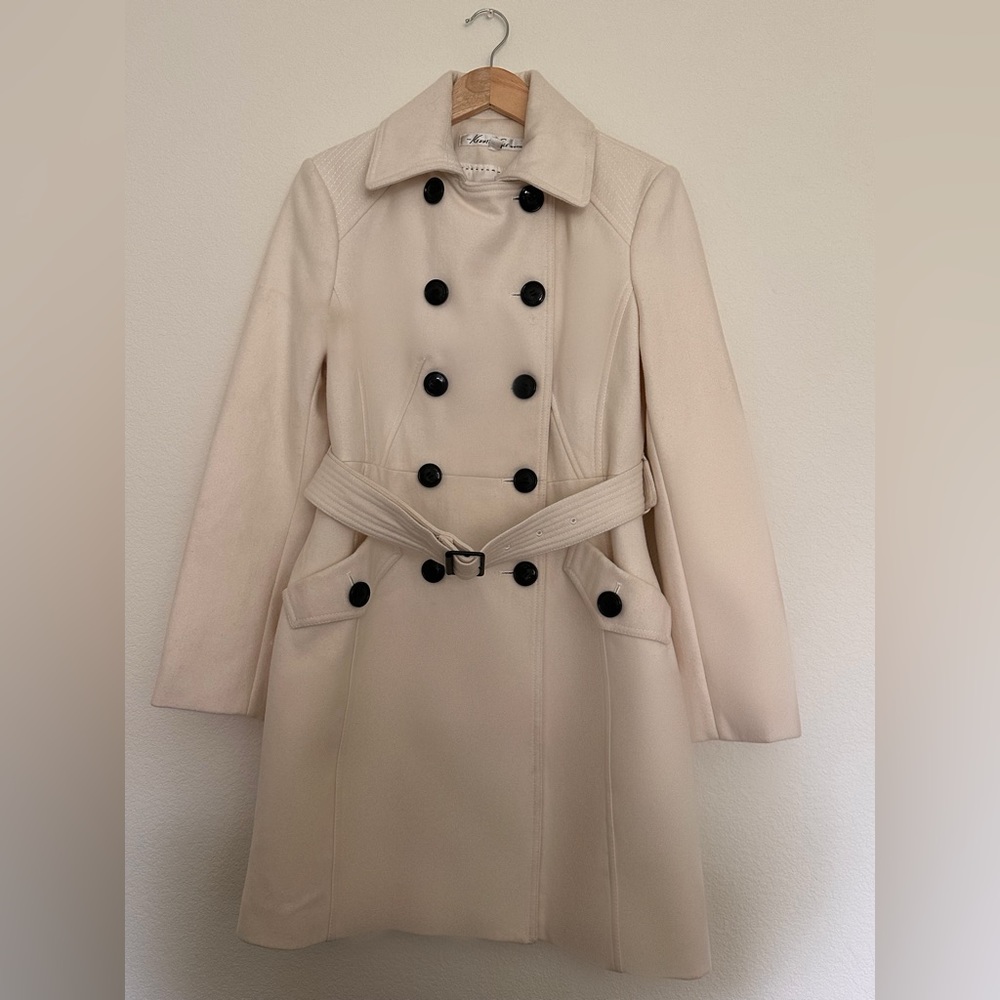 Kenneth Cole white/cream peacoat
